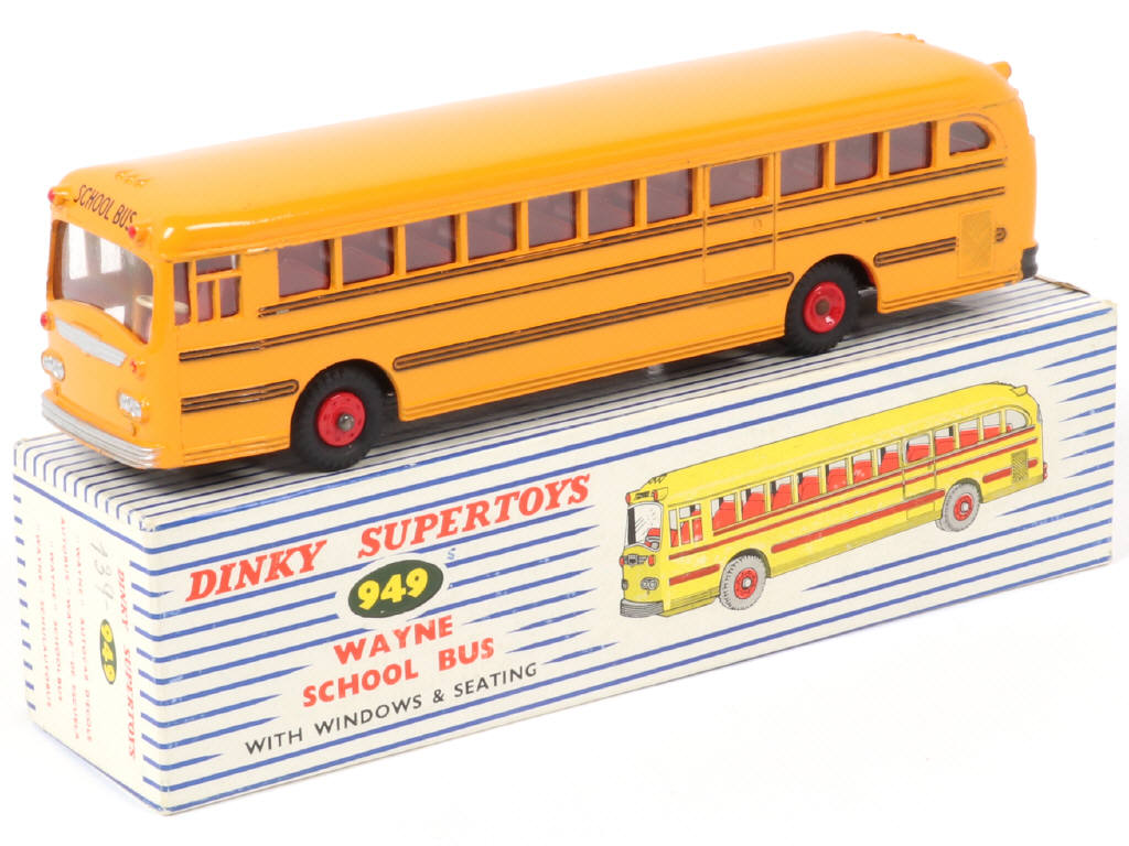 Lot 163 - DINKY TOYS (GB) (1)