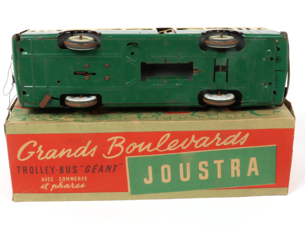 Lot 302 - JOUSTRA (FRANCE) (1)