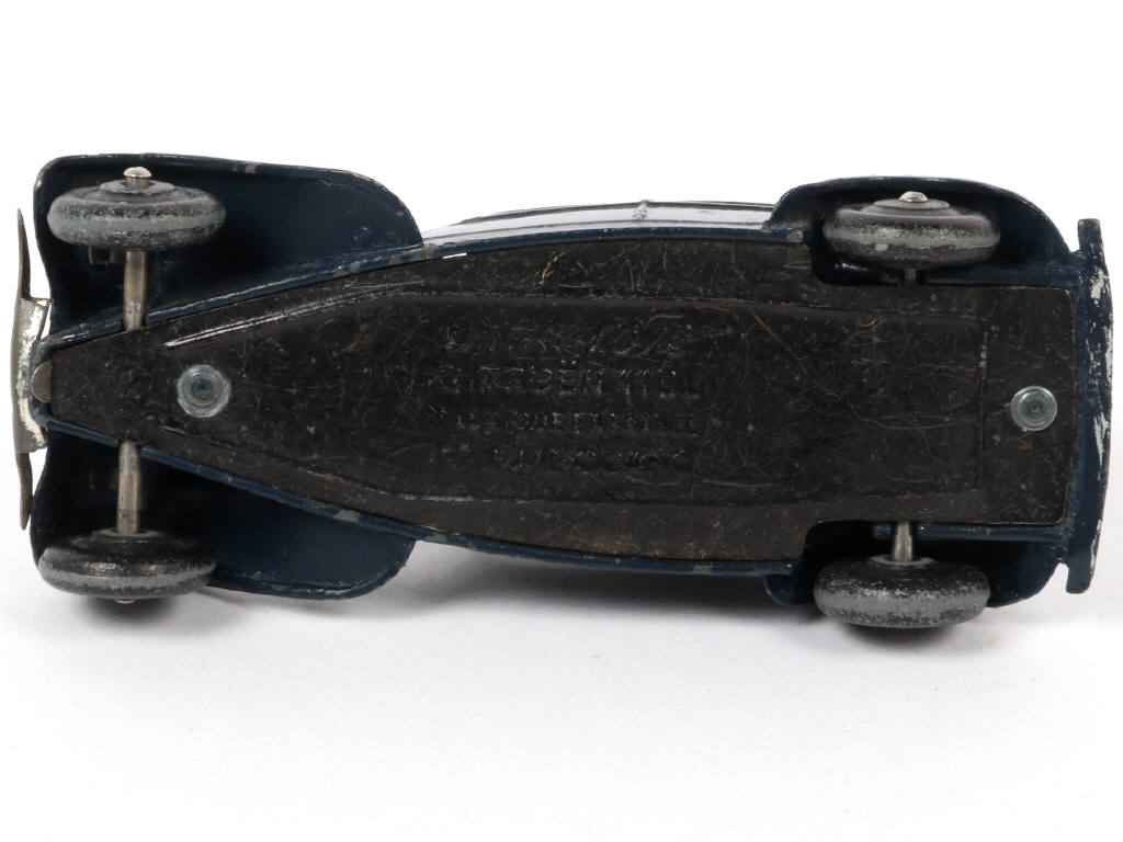 Lot 35 - DINKY TOYS (FRANCE) (1)
