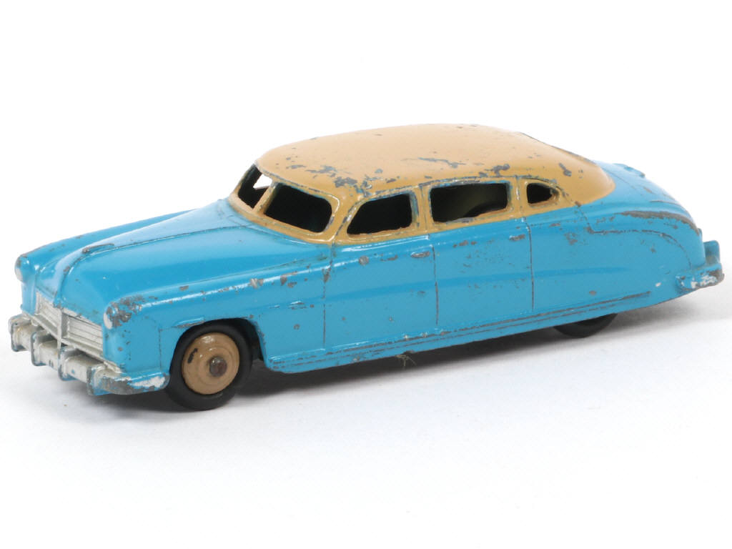 Lot 146 - DINKY TOYS (GB) (1)