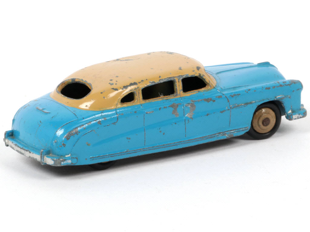 Lot 146 - DINKY TOYS (GB) (1)