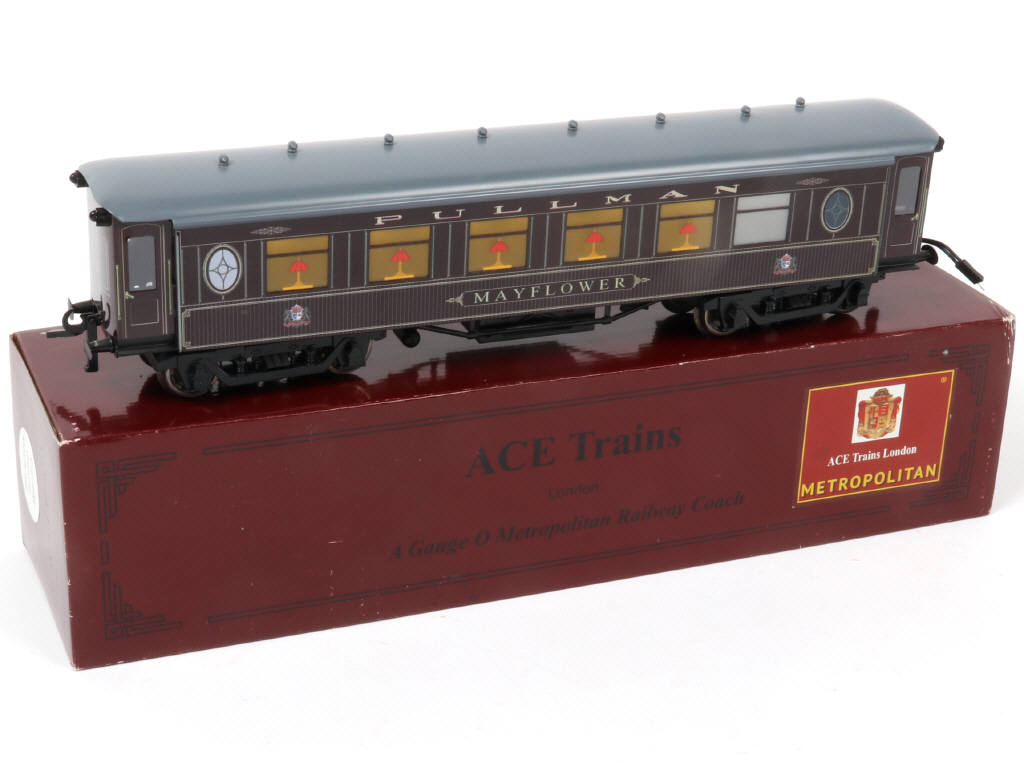 Lot 324 - ACE TRAINS 'O' (GB) (1)