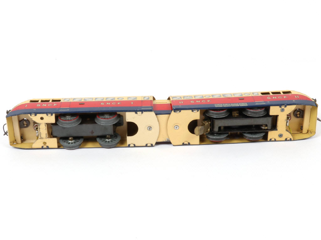 Lot 331 - HORNBY 'O' (FRANCE) (1)