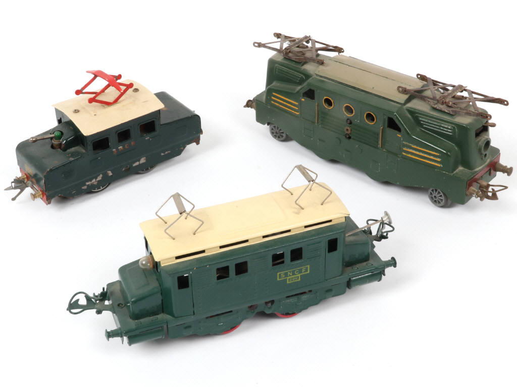 Lot 312 - DIVERS 'Ecartement O' (3)