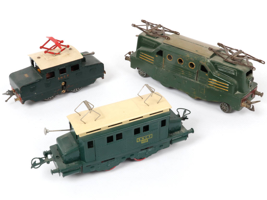 Lot 312 - DIVERS 'Ecartement O' (3)