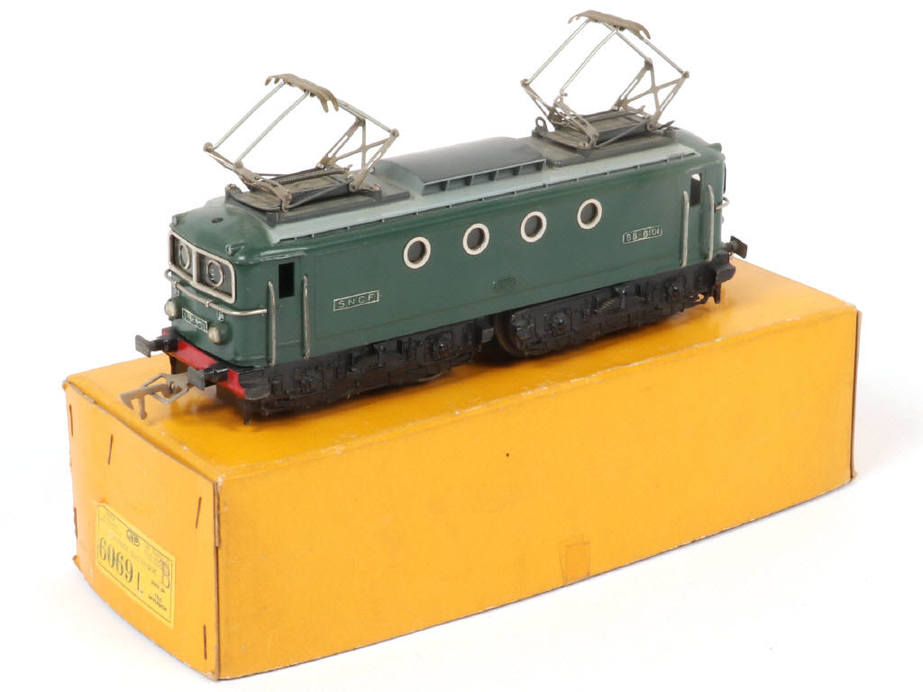 Lot 372 - JEP (FRANCE) (1)