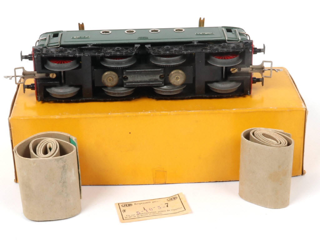 Lot 372 - JEP (FRANCE) (1)