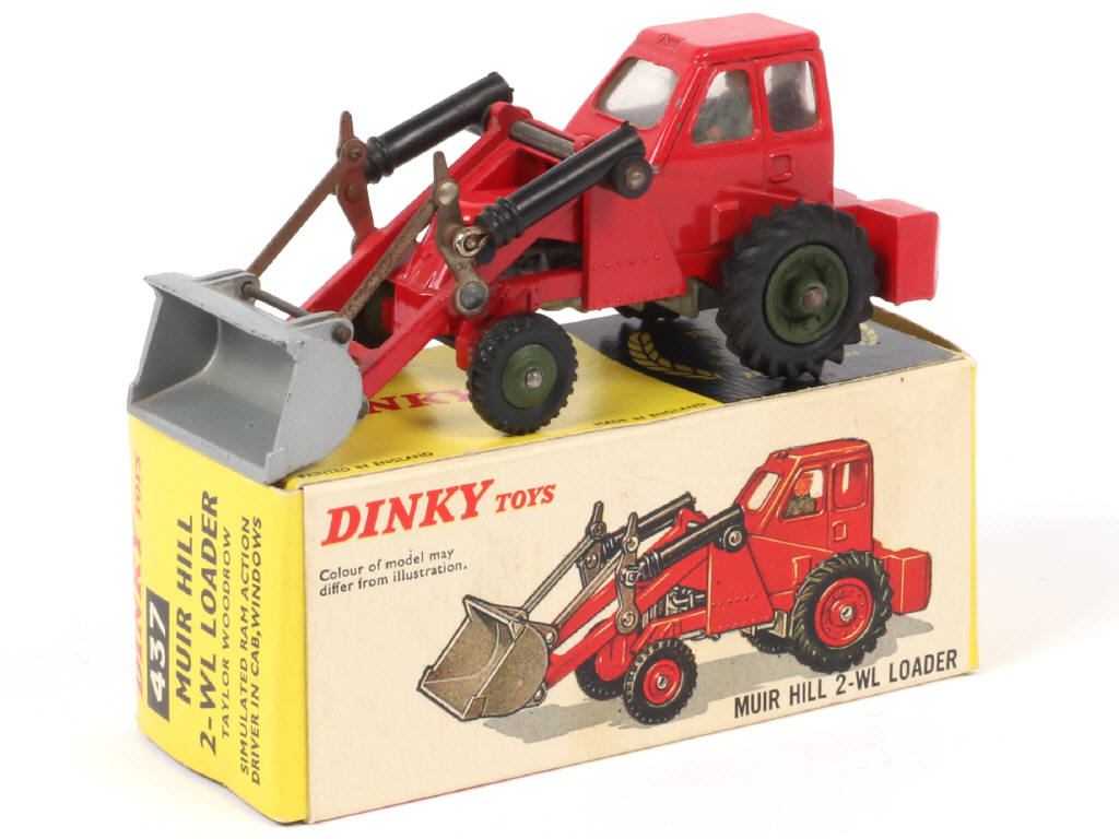 Lot 166 - DINKY TOYS (GB) (1)