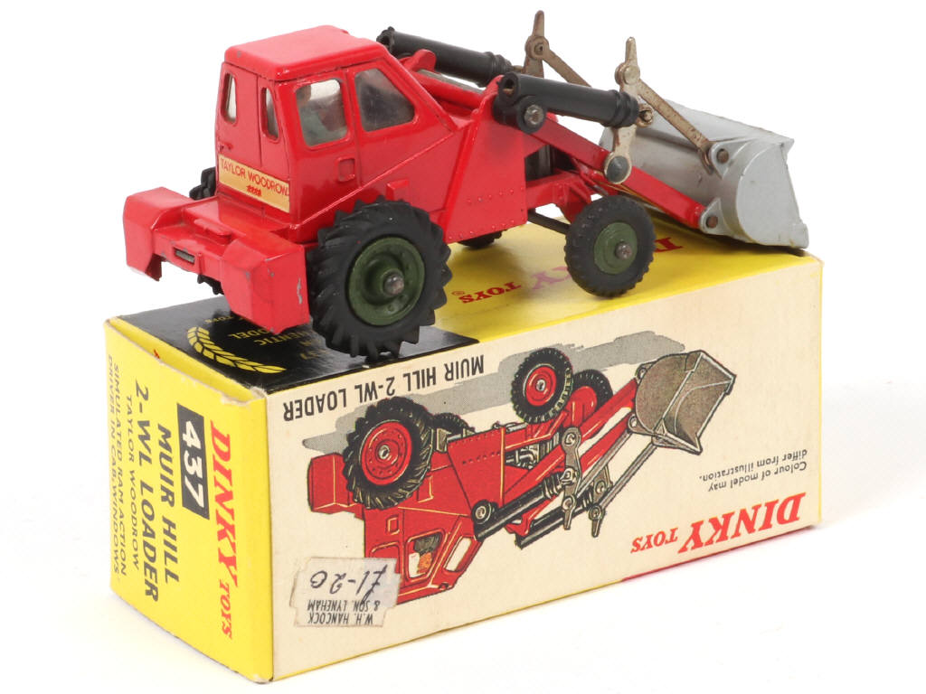 Lot 166 - DINKY TOYS (GB) (1)