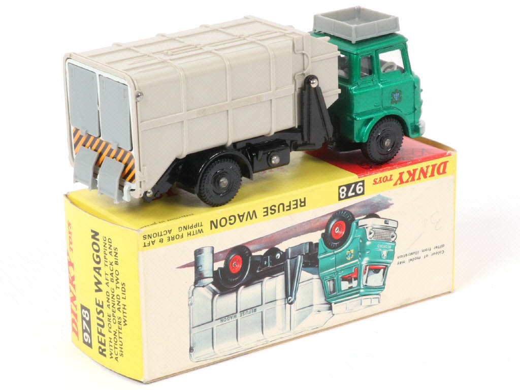 Lot 160 - DINKY TOYS (GB) (1)