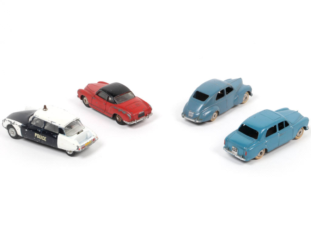 Lot 61 - DINKY TOYS (FRANCE) (4)