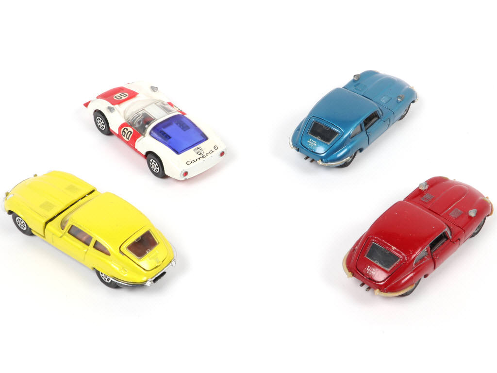 Lot 145 - CORGI TOYS (GB) (4)