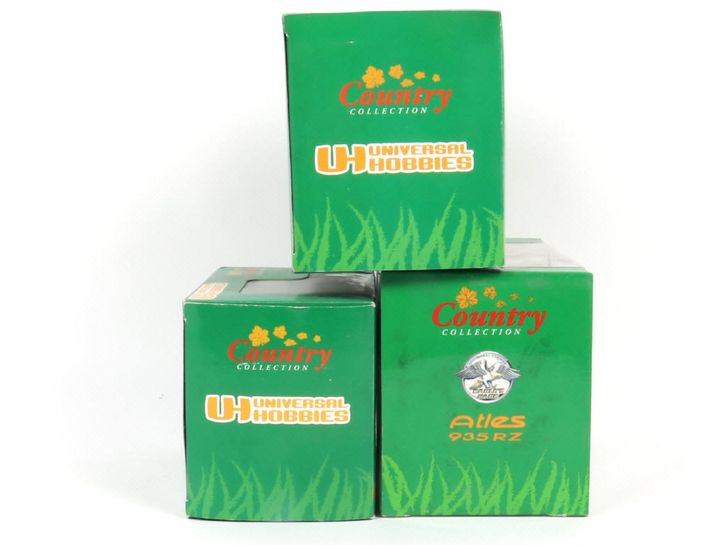 Lot 156 - UNIVERSAL HOBBIES (3)