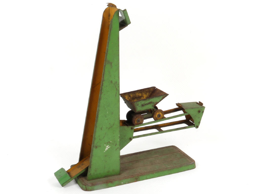Lot 41 - DIVERS (4)