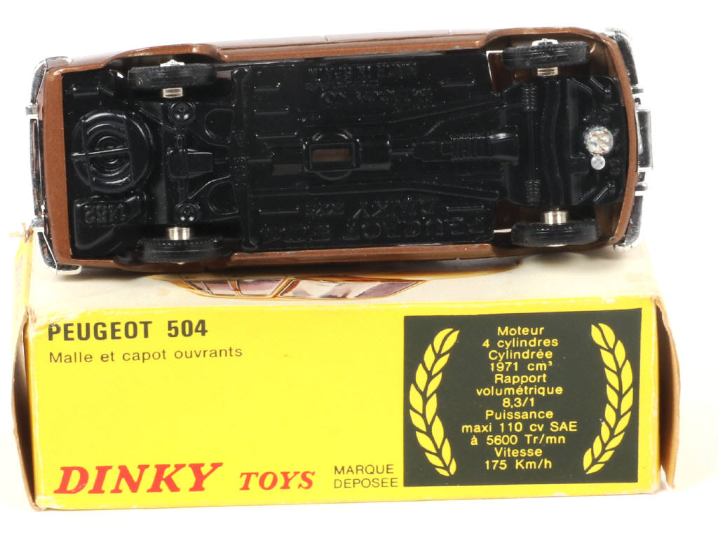 Lot 203 - DINKY TOYS (FRANCE) (1)