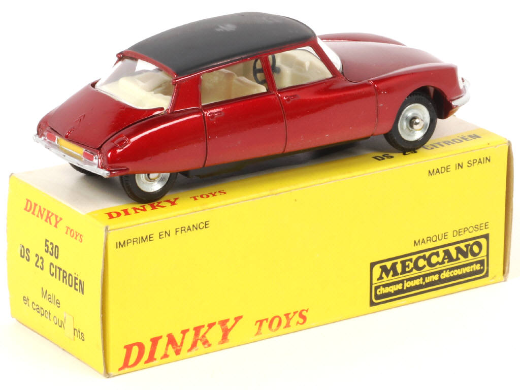 Lot 212 - DINKY TOYS (FRANCE) (1)