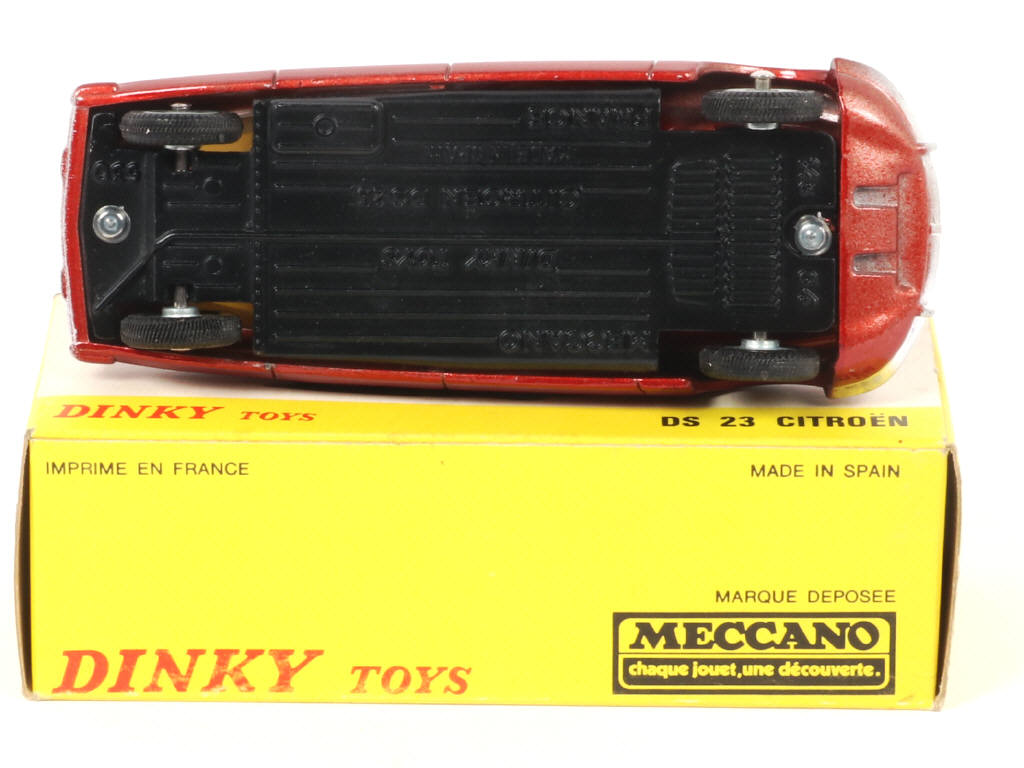 Lot 212 - DINKY TOYS (FRANCE) (1)