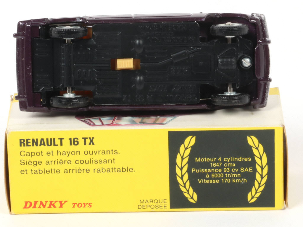 Lot 201 - DINKY TOYS (FRANCE) (1)