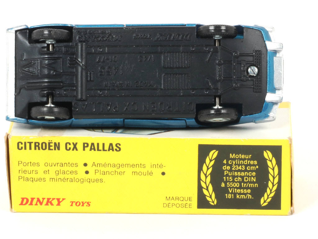 Lot 211 - DINKY TOYS (FRANCE) (1)