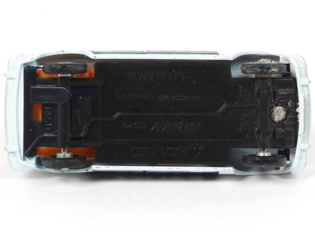 Lot 207 - DINKY TOYS (FRANCE) (1)