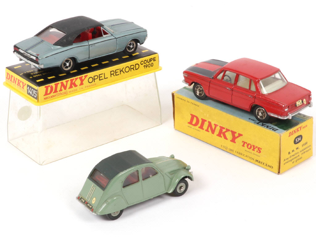 Lot 224 - DINKY TOYS (FRANCE) (3)
