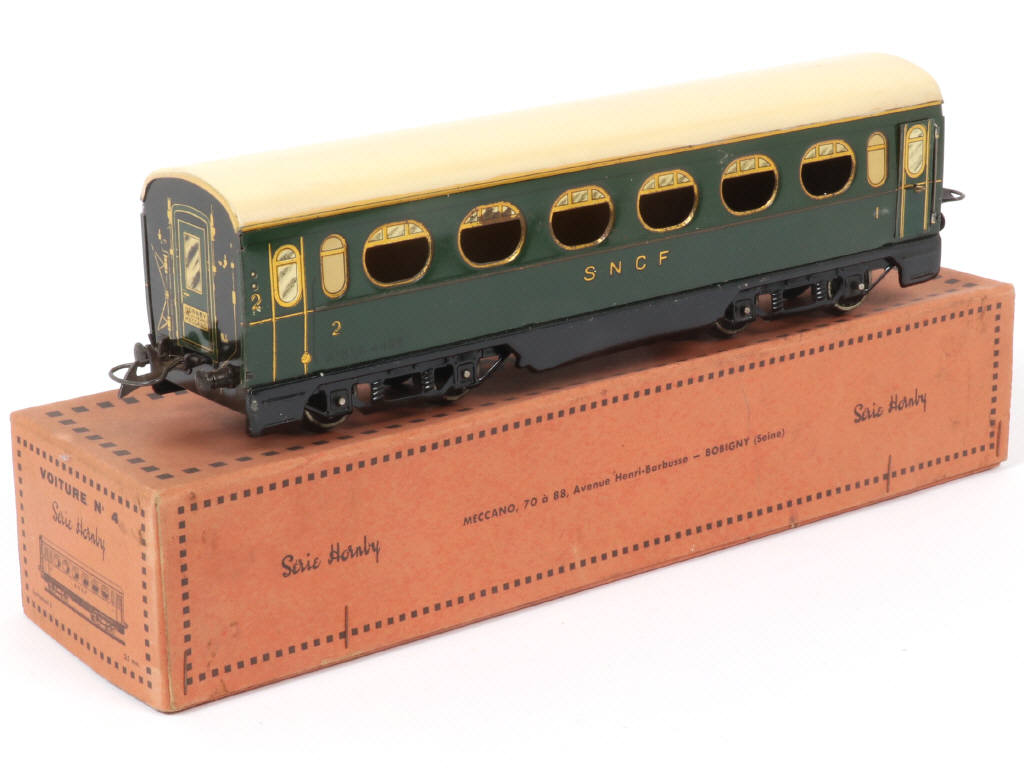 Lot 18 - HORNBY 'O' (FRANCE) (1)