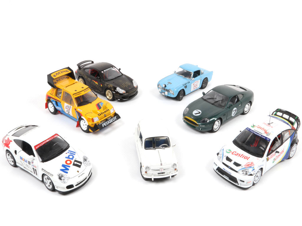 Lot 200 - DIVERS (7)