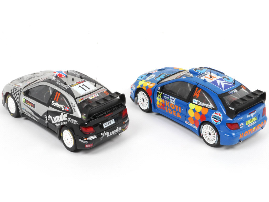 Lot 131 - SUN STAR (CHINE) (2)