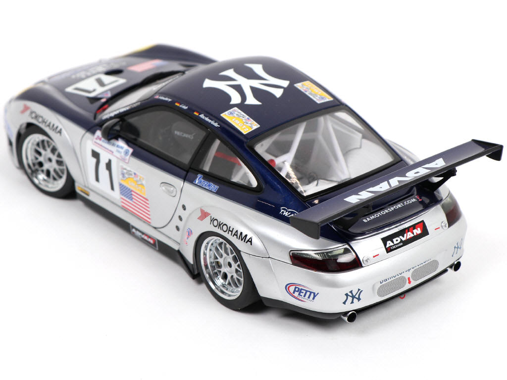 Lot 74 - AUTOART (ALLEMAGNE) (1)