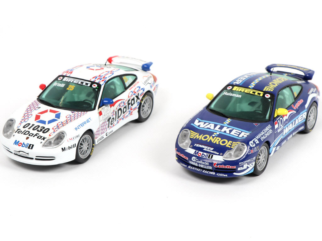 Lot 137 - SUN STAR (CHINE) (2)