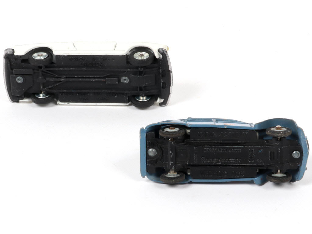 Lot 227 - DINKY TOYS (FRANCE) (2)