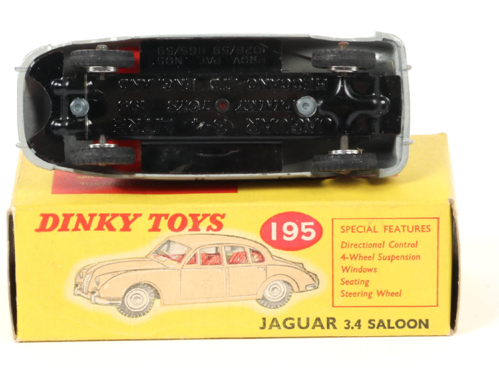 Lot 173 - DINKY TOYS (GB) (1)