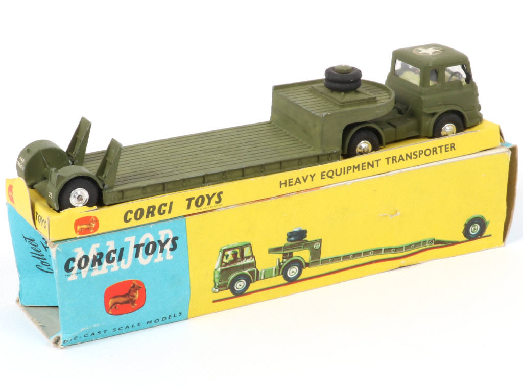 Lot 93 - CORGI TOYS (GB) (1)