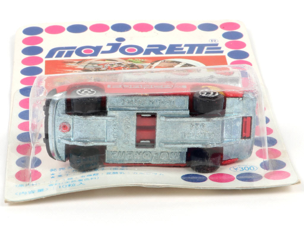 Lot 139 - MAJORETTE (FRANCE) (1)