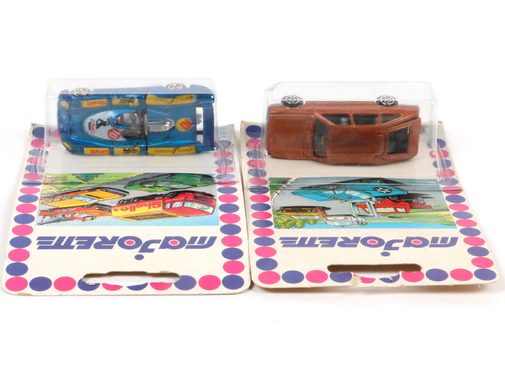 Lot 143 - MAJORETTE (FRANCE) (2)