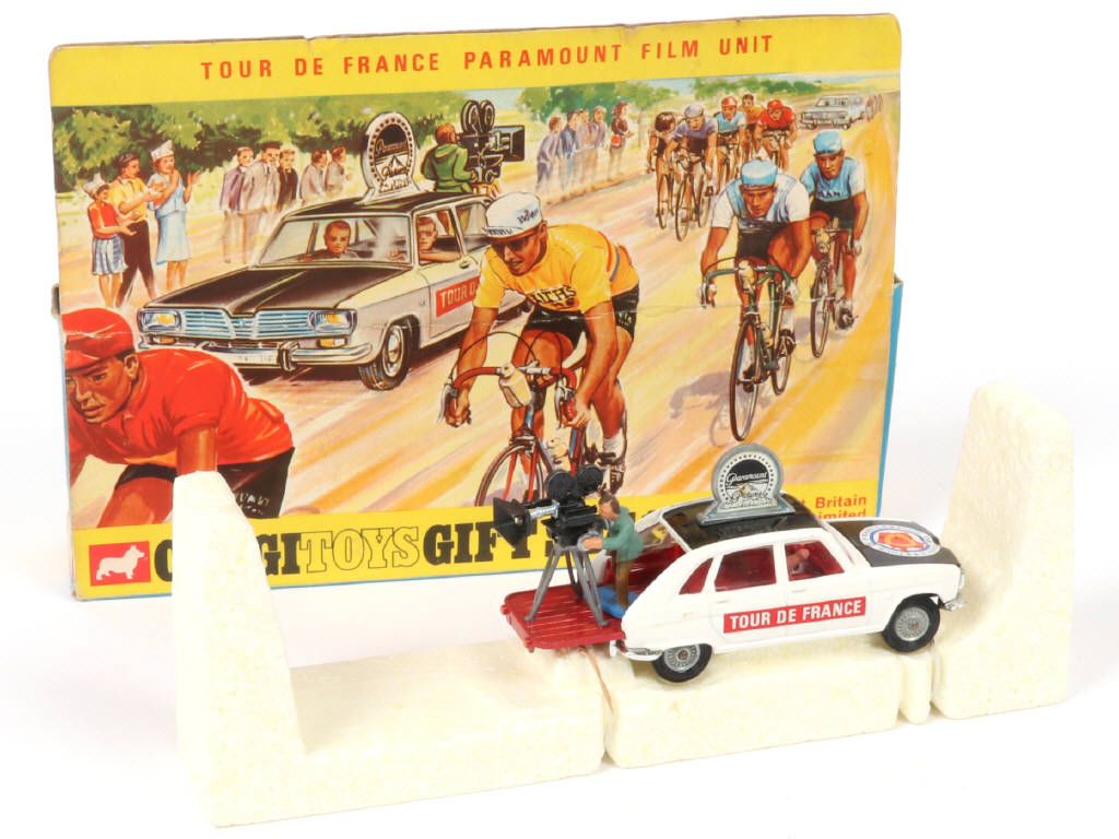 Lot 92 - CORGI TOYS (GB) (1)