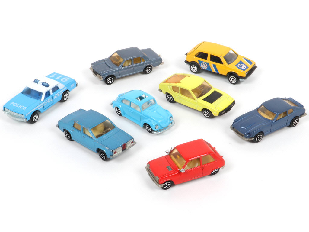 Lot 72 - MAJORETTE (FRANCE) (8)