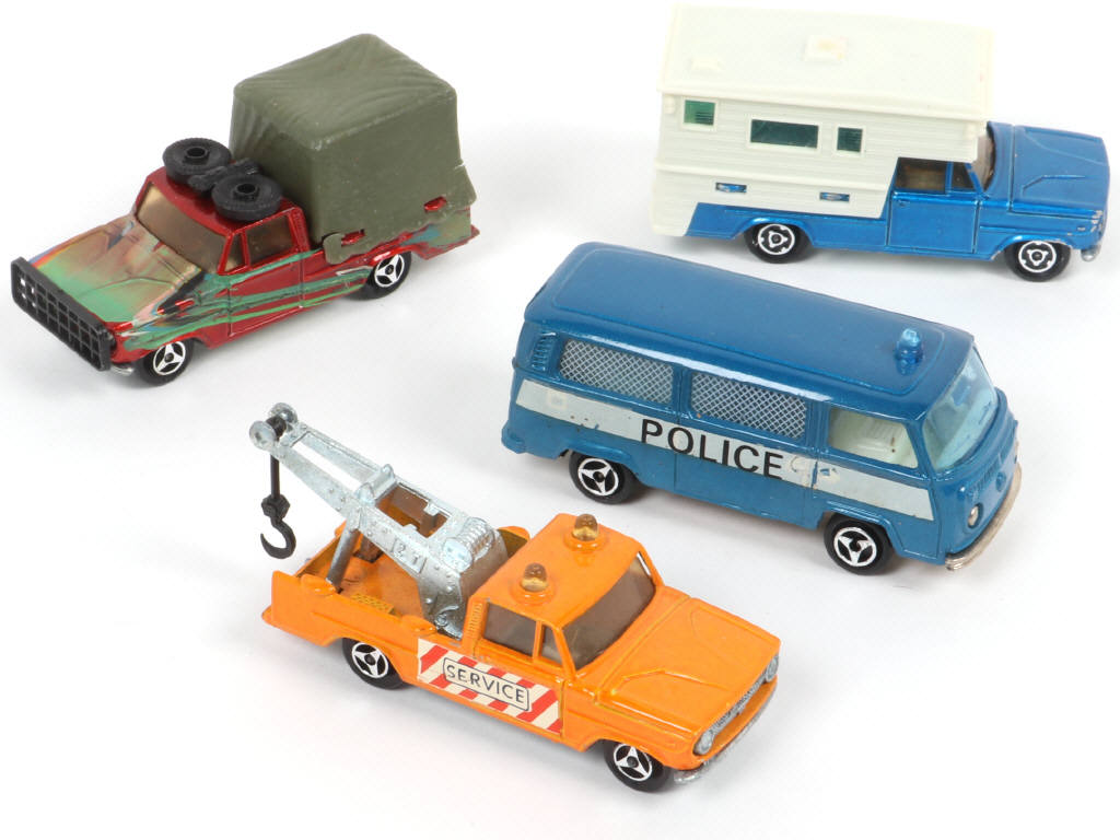 Lot 51 - MAJORETTE (FRANCE) (4)