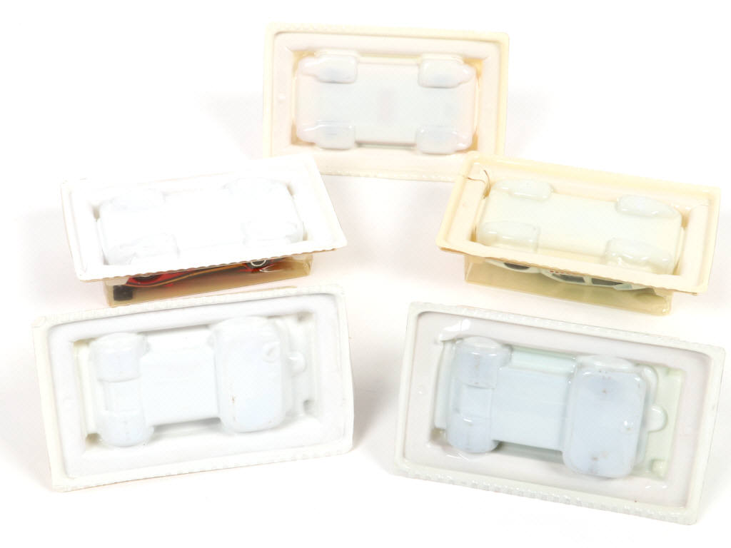 Lot 60 - MAJORETTE (FRANCE) (5)