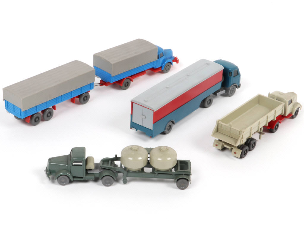 Lot 106 - WIKING 'HO' (ALLEMAGNE) (4)