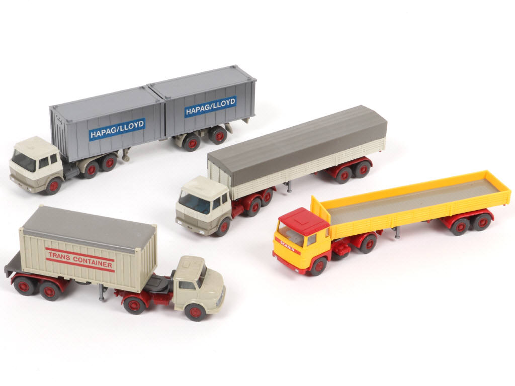 Lot 111 - WIKING 'HO' (ALLEMAGNE) (4)