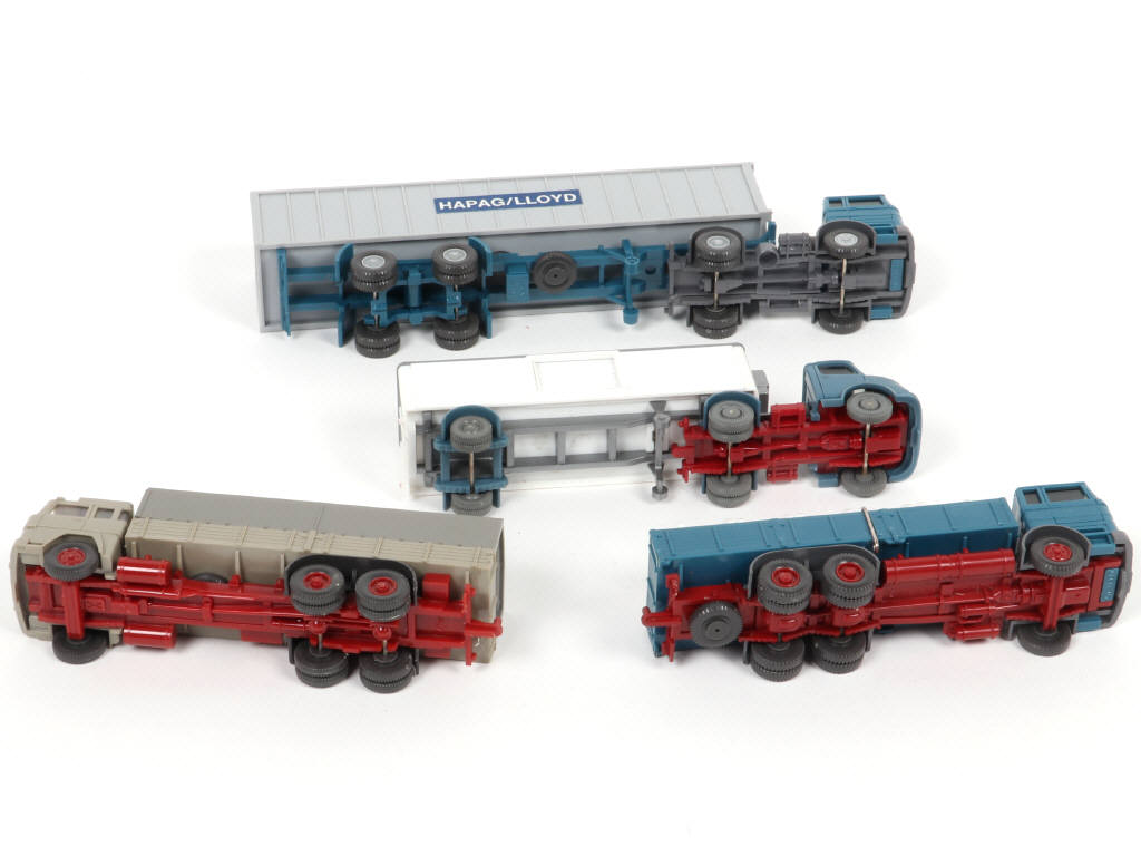 Lot 112 - WIKING 'HO' (ALLEMAGNE) (4)