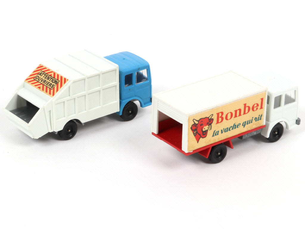 Lot 97 - CHAMPION (FRANCE) (2)