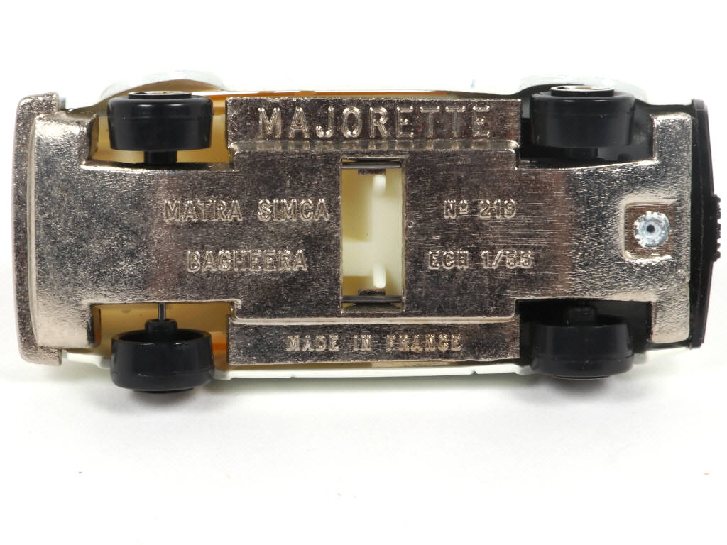 Lot 6 - MAJORETTE (FRANCE) (1)