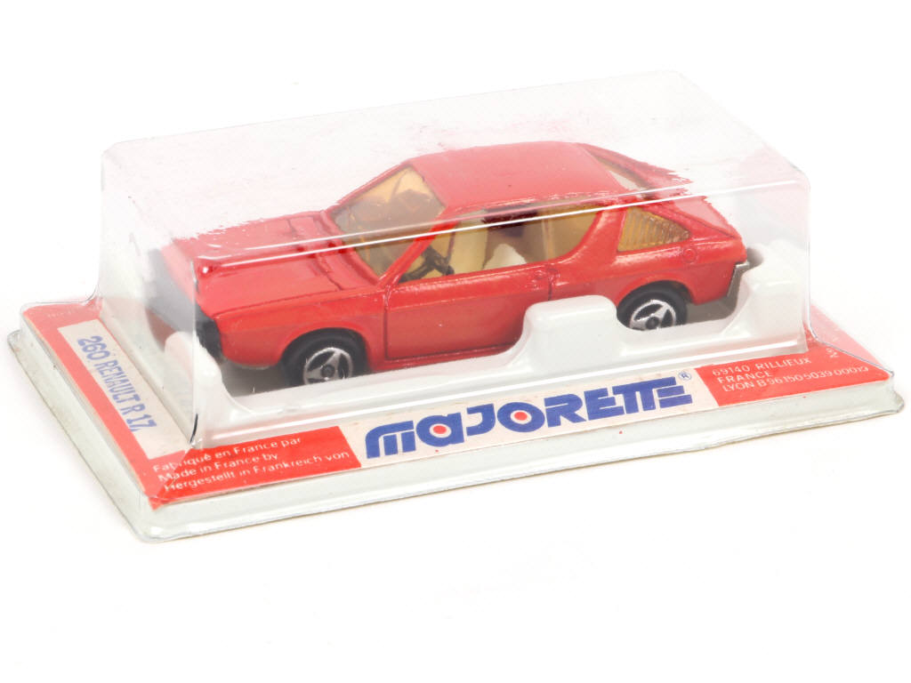 Lot 19 - MAJORETTE (FRANCE) (1)
