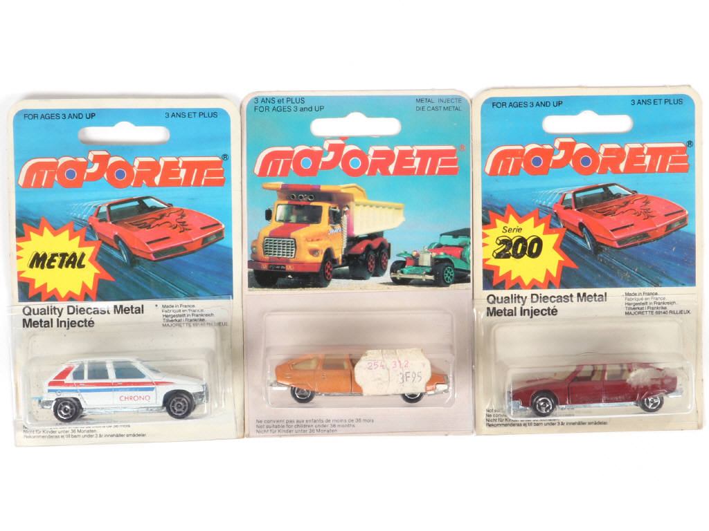 Lot 44 - MAJORETTE (FRANCE) (3)