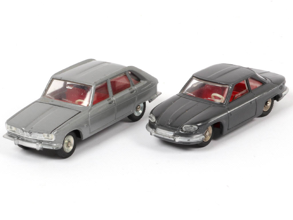 Lot 189 - DINKY TOYS (FRANCE) (2)