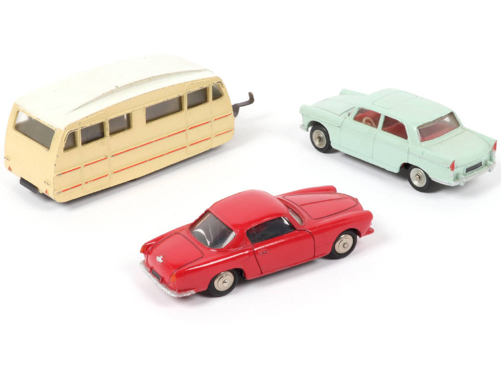 Lot 217 - DINKY TOYS (FRANCE) (3)