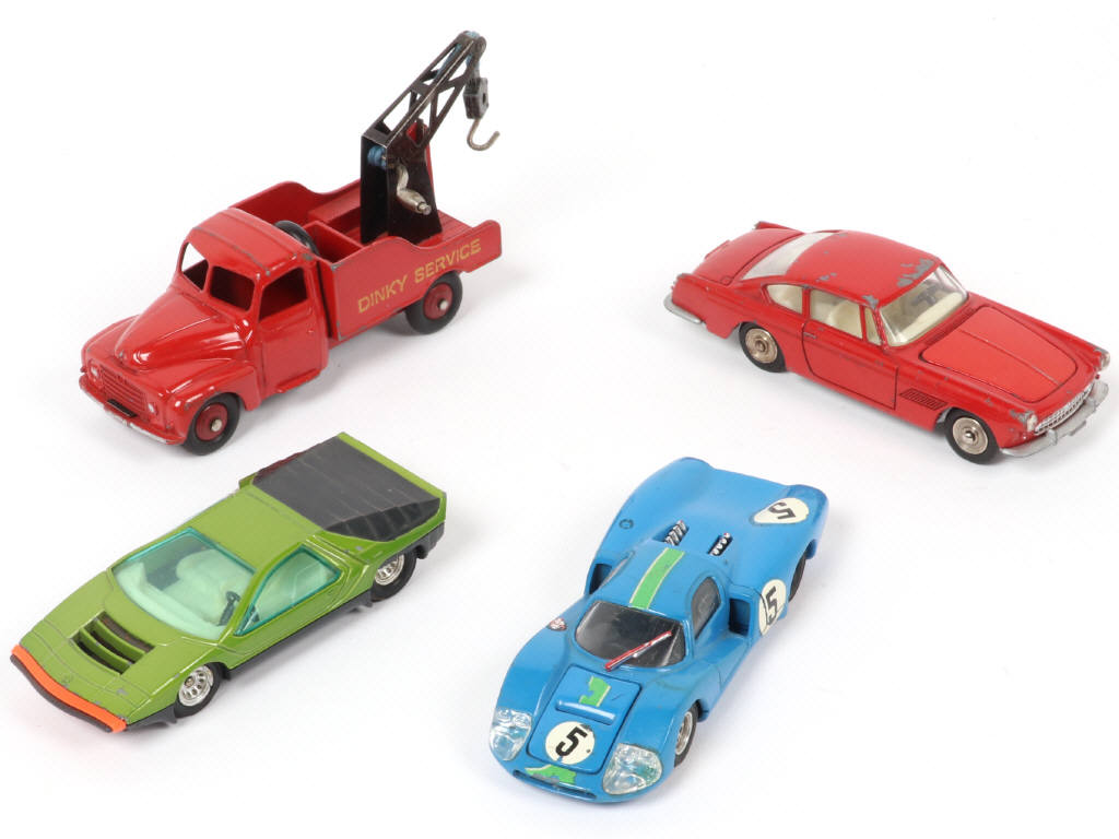 Lot 226 - DINKY TOYS (FRANCE) (4)