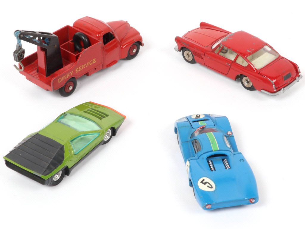 Lot 226 - DINKY TOYS (FRANCE) (4)